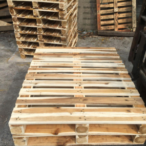 PALLET GỖ THÔNG