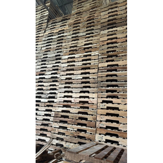 PALLET GỖ THÔNG